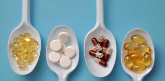 Vitamin Araştırmalarında Genetik Yaklaşımlar Vitaminler üzerine yürütülen bilimsel çalışmalar, son yıllarda yalnızca beslenme alışkanlıkları ve vitamin eksiklikleri üzerinden değil, genetik farklılıklar açısından da değerlendirilmeye başladı. Araştırmacılar, aynı miktarda vitamini tüketen kişilerin vücutlarında neden farklı sonuçlar ortaya çıkabildiğini anlamak için genler, metabolik süreçler ve vitaminlerin emilimi arasındaki ilişkileri daha ayrıntılı biçimde inceliyor. Konulu bir haber görseli.