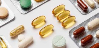 Vitamin Depolarını Güçlendiren Besinler Günlük yaşamda enerjik ve dengeli bir yaşam sürdürmek için yeterli ve çeşitli beslenmek büyük önem taşıyor. Vücudun normal işlevlerini sürdürebilmesi için ihtiyaç duyduğu vitaminler, farklı besin gruplarından sağlanabiliyor. Bu nedenle sofralarda yalnızca doyurucu gıdalara değil, aynı zamanda farklı vitamin ve mineral kaynaklarına da yer verilmesi gerekiyor. Sebzelerden meyvelere, yumurtadan balığa, baklagillerden tam tahıllara kadar geniş bir besin yelpazesi, günlük beslenmenin çeşitlendirilmesine katkı sağlıyor. Konulu bir haber görseli.