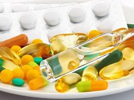Vitaminlerin insan sağlığındaki rolüne ilişkin araştırmalar devam ederken, yeni ürünlerin geliştirilmesinde bilimsel iş birliklerinin önemi giderek artıyor. Üniversiteler, araştırma merkezleri, biyoteknoloji kuruluşları ve üreticiler arasında kurulan ortaklıklar, vitaminlerin yapısının daha ayrıntılı incelenmesine ve farklı kullanım alanlarının araştırılmasına katkı sağlıyor. Özellikle laboratuvar teknolojilerindeki gelişmeler, araştırmacıların vitaminlerin üretim, stabilite ve emilim süreçlerini daha kapsamlı değerlendirmesine imkan tanıyor. Konulu bir haber görseli.
