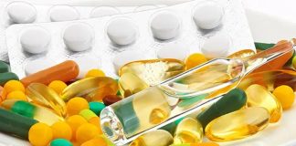 Vitaminlerin insan sağlığındaki rolüne ilişkin araştırmalar devam ederken, yeni ürünlerin geliştirilmesinde bilimsel iş birliklerinin önemi giderek artıyor. Üniversiteler, araştırma merkezleri, biyoteknoloji kuruluşları ve üreticiler arasında kurulan ortaklıklar, vitaminlerin yapısının daha ayrıntılı incelenmesine ve farklı kullanım alanlarının araştırılmasına katkı sağlıyor. Özellikle laboratuvar teknolojilerindeki gelişmeler, araştırmacıların vitaminlerin üretim, stabilite ve emilim süreçlerini daha kapsamlı değerlendirmesine imkan tanıyor. Konulu bir haber görseli.