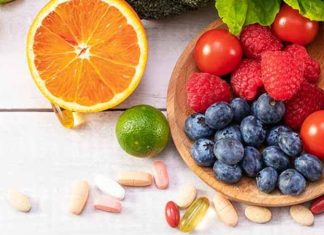 Vitamin İçeren Süper Gıdalar Son yıllarda sağlıklı beslenme konusunda artan farkındalık, vitamin ve mineral açısından zengin besinlere olan ilgiyi de artırıyor. Günlük beslenme düzeninde farklı besin gruplarına yer vermek, vücudun ihtiyaç duyduğu çeşitli besin öğelerinin alınmasına katkı sağlıyor. Bu noktada halk arasında “süper gıda” olarak adlandırılan bazı besinler, içerdikleri vitamin, mineral, lif, protein ve diğer besin öğeleriyle öne çıkıyor. Konulu bir haber görseli.