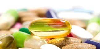 Vitamin sektöründe ürünlerin kalitesinin daha hızlı, hassas ve güvenilir biçimde değerlendirilmesine yönelik teknolojik çalışmalar hız kazanıyor. Laboratuvar analizlerindeki gelişmeler, üretim süreçlerinde kullanılan kontrol yöntemlerinin çeşitlenmesini sağlarken, yeni nesil ölçüm sistemleri de araştırmacıların ve üreticilerin dikkatini çekiyor. Özellikle ürünlerin içeriklerinin belirlenen standartlara uygunluğunun kontrol edilmesi, üretim sürecinin önemli aşamalarından biri olarak değerlendiriliyor. Konulu bir haber görseli.