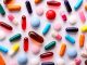 Vitamin Takviyeleri Ne Zaman Alınmalı? Vitamin takviyelerinin hangi zamanda alınması gerektiği, takviye kullanan kişilerin en çok merak ettiği konular arasında yer alıyor. Günlük beslenme düzeninin yetersiz kaldığı düşünülen durumlarda kullanılan ürünlerin doğru zamanda alınmasının emilimi ve kullanım düzenini etkileyip etkilemediği araştırılıyor. Ancak Vitamin Takviyeleri konusunda tek bir zaman diliminin herkes için geçerli olmadığı, ürünün içeriği ve kişinin beslenme alışkanlıklarının birlikte değerlendirilmesi gerektiği belirtiliyor. Konulu bir haber görseli.