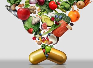Vitamin Takviyelerinde Kalite Kriterleri Vitamin ve mineral takviyelerine yönelik ilginin artması, piyasadaki ürün çeşitliliğinin de genişlemesine neden oluyor. Eczanelerde, marketlerde ve internet üzerinden satış kanallarında farklı içeriklere, dozlara ve formlara sahip çok sayıda ürün tüketicilerin karşısına çıkıyor. Ancak ürün sayısının artması, her takviyenin aynı kalite ve güvenilirlik seviyesine sahip olduğu anlamına gelmiyor. Uzmanlar, vitamin takviyesi seçerken yalnızca fiyat veya marka bilinirliğinin değil, ürünün içeriği ve üretim sürecinin de dikkate alınması gerektiğini belirtiyor. Konulu bir haber görseli.